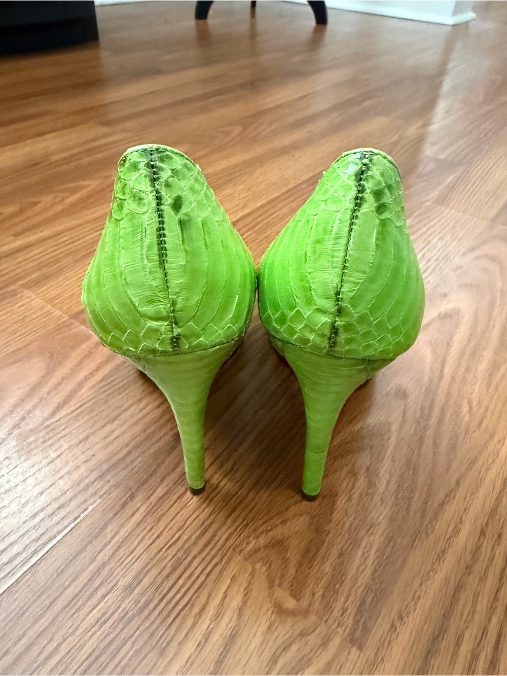 Lauren Ralph Lauren Kailee lime green snakeskin pointed-toe stiletto pumps 8 - Picture 4 of 6